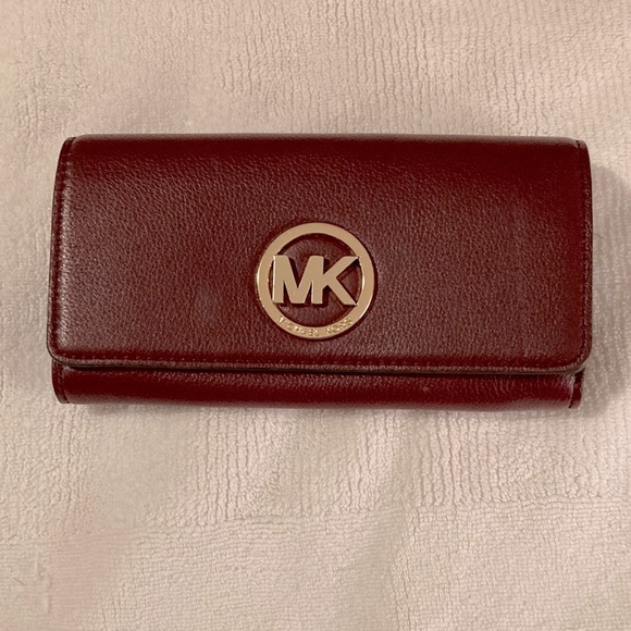 Michael Michael Kors Large Logo Continental Wallet